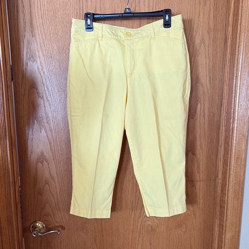Yellow Cropped Pants